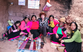 Anna Boyé amb la Comunitat Quero , matriarcat en els eu priemr viatge a Perú
